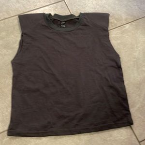SHEIN sleeveless Blk tee- 6 - shoulder pads